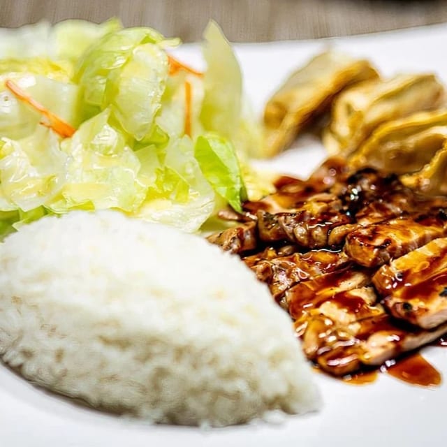 Chicken & Gyoza Combo.